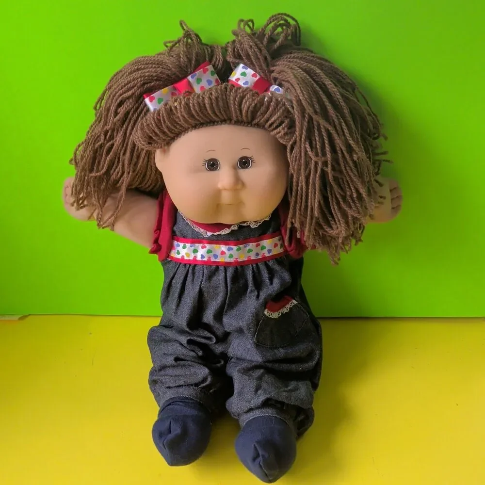 Cabbage Patch Kids 2004 PA-3 Doll Brown eyes Brown Hair W/Outfit play along pa-3